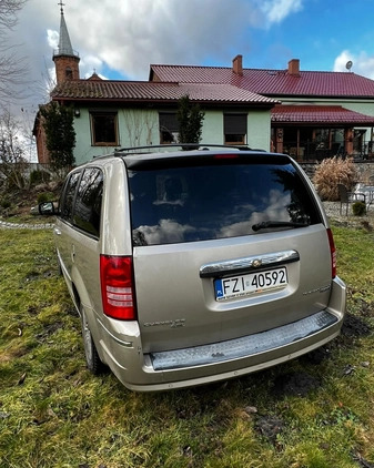 Chrysler Town &amp; Country cena 28000 przebieg: 206568, rok produkcji 2009 z Góra małe 56